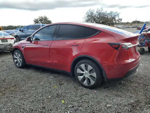 7SAYGDEE3NF328454 2022 TESLA MODEL Y - Image 2