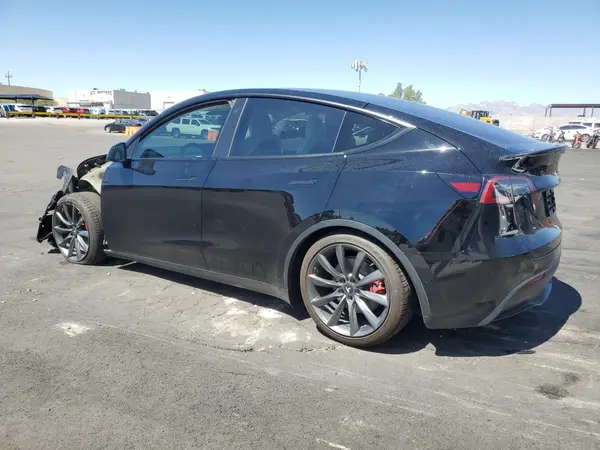 7SAYGDEE3NF330284 2022 TESLA MODEL Y - Image 2
