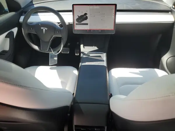 7SAYGDEE3NF330284 2022 TESLA MODEL Y - Image 8