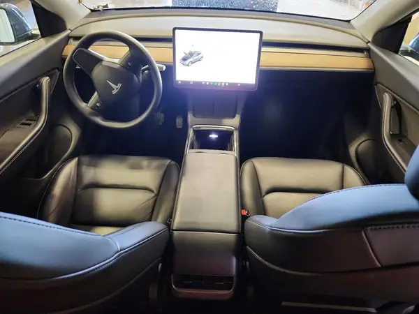 7SAYGDEE3NF338756 2022 TESLA MODEL Y - Image 8