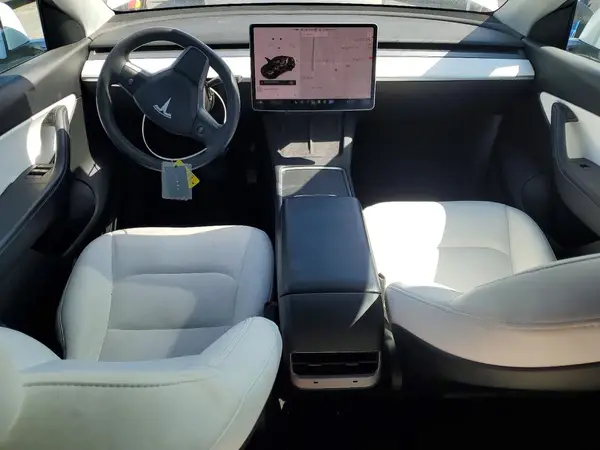 7SAYGDEE3NF340698 2022 TESLA MODEL Y - Image 8