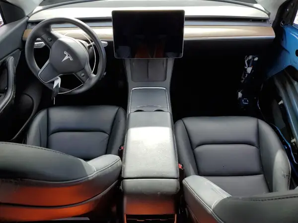 7SAYGDEE3NF346016 2022 TESLA MODEL Y - Image 8