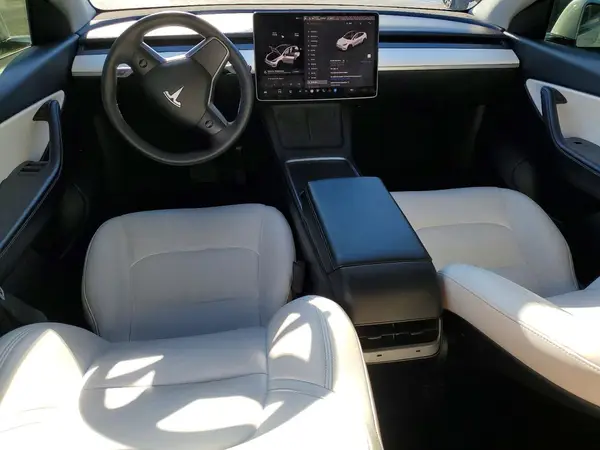 7SAYGDEE3NF346582 2022 TESLA MODEL Y - Image 8