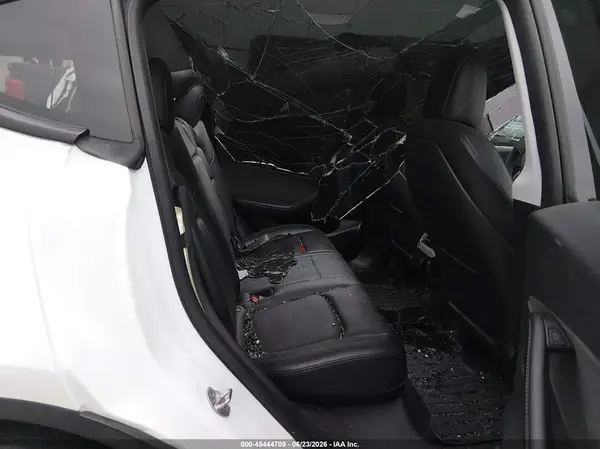 7SAYGDEE3NF346808 2022 TESLA MODEL Y - Image 8