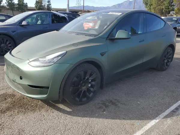 7SAYGDEE3NF351619 2022 TESLA MODEL Y - Image 1