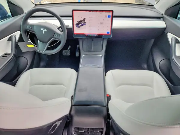 7SAYGDEE3NF360417 2022 TESLA MODEL Y - Image 8