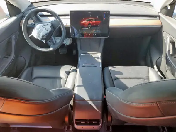 7SAYGDEE3NF362880 2022 TESLA MODEL Y - Image 8