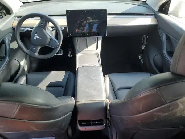 7SAYGDEE3NF365908 2022 TESLA MODEL Y - Image 8