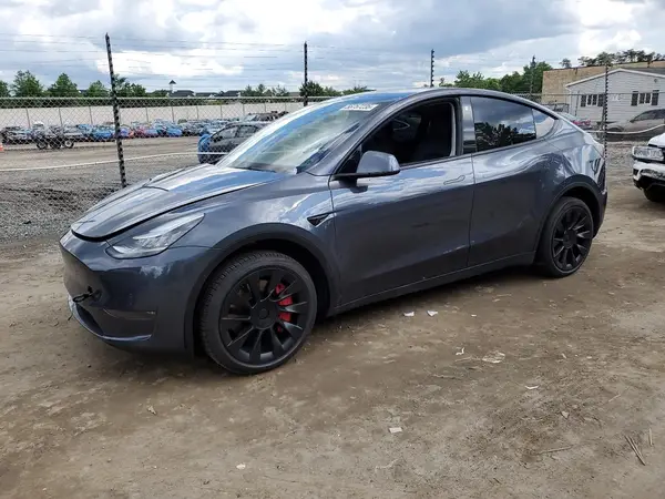 7SAYGDEE3NF367335 2022 TESLA MODEL Y - Image 1