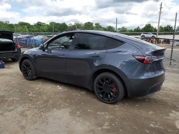 7SAYGDEE3NF367335 2022 TESLA MODEL Y - Image 2
