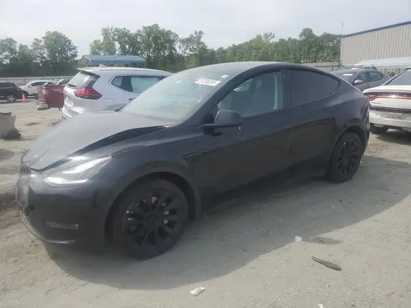 7SAYGDEE3NF371143 2022 TESLA MODEL Y - Image 1