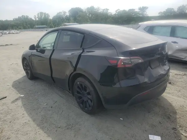 7SAYGDEE3NF371143 2022 TESLA MODEL Y - Image 2