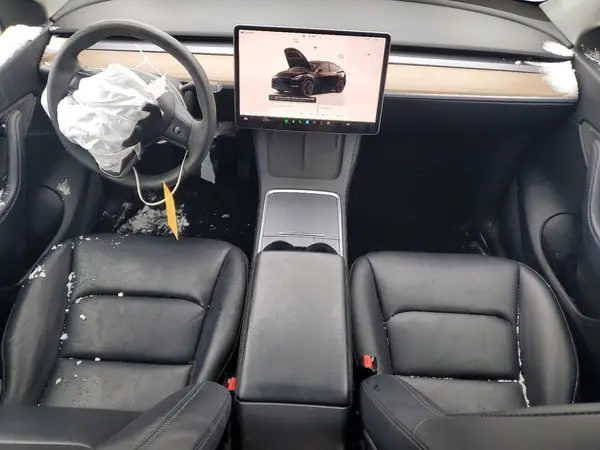 7SAYGDEE3NF377170 2022 TESLA MODEL Y - Image 8