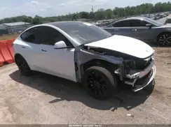 7SAYGDEE3NF385933 2022 TESLA MODEL Y