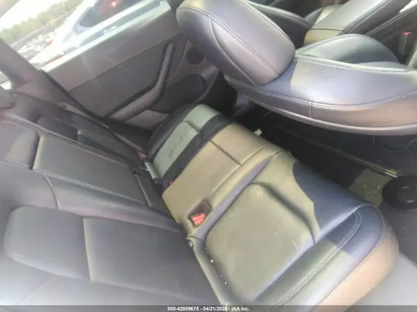 7SAYGDEE3NF385933 2022 TESLA MODEL Y - Image 8