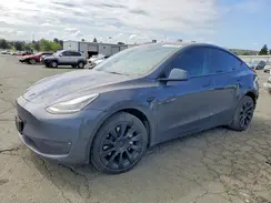 7SAYGDEE3NF402469 2022 TESLA MODEL Y