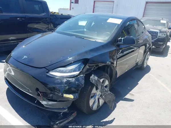 7SAYGDEE3NF404996 2022 TESLA MODEL Y - Image 2