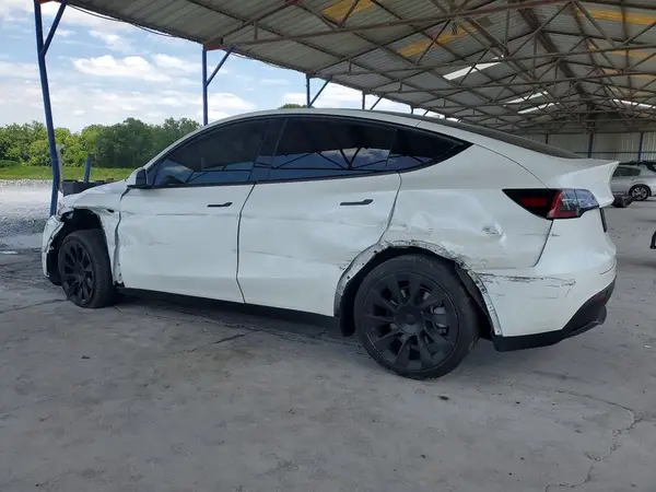 7SAYGDEE3NF408630 2022 TESLA MODEL Y - Image 2