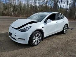7SAYGDEE3NF418039 2022 TESLA MODEL Y