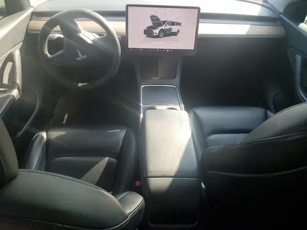 7SAYGDEE3NF423516 2022 TESLA MODEL Y - Image 8