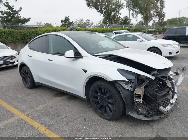 7SAYGDEE3NF433723 2022 TESLA MODEL Y - Image 1