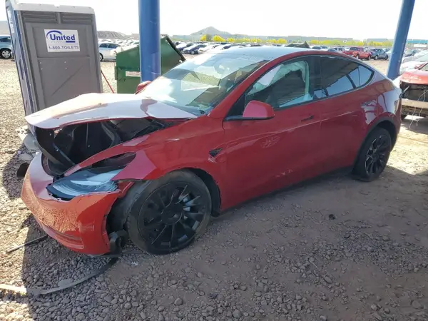 7SAYGDEE3NF436119 2022 TESLA MODEL Y - Image 1