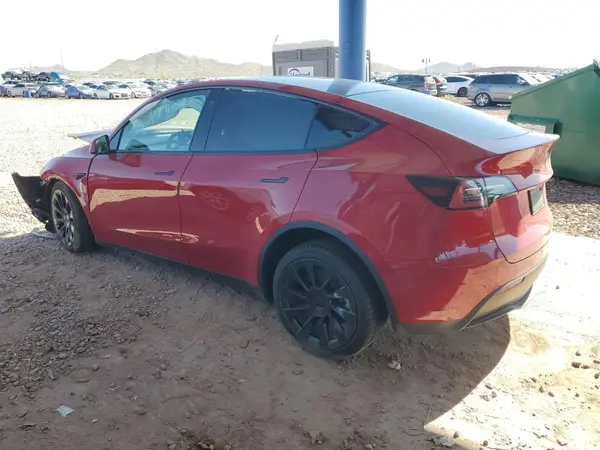 7SAYGDEE3NF436119 2022 TESLA MODEL Y - Image 2
