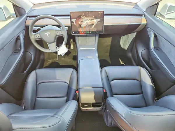 7SAYGDEE3NF438856 2022 TESLA MODEL Y - Image 8