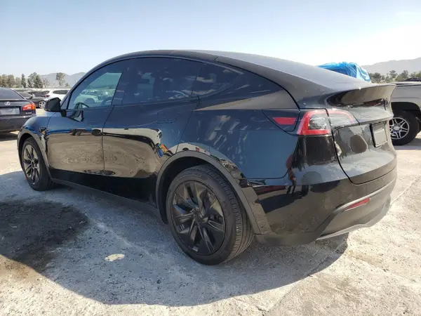 7SAYGDEE3NF439702 2022 TESLA MODEL Y - Image 2