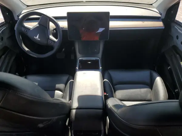 7SAYGDEE3NF456029 2022 TESLA MODEL Y - Image 8