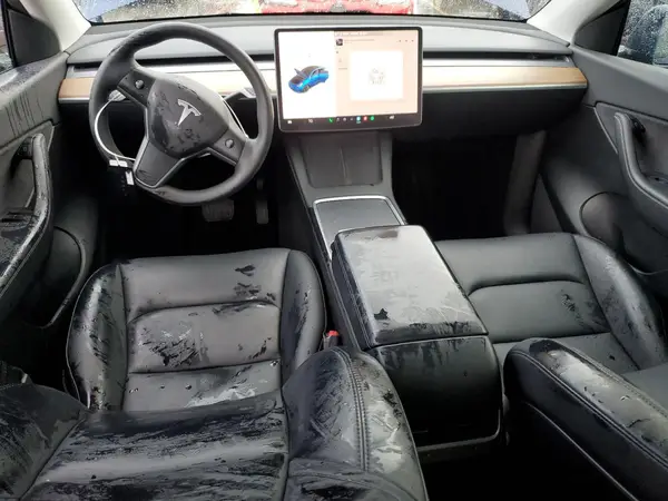 7SAYGDEE3NF461425 2022 TESLA MODEL Y - Image 8