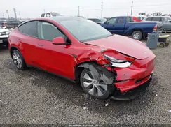 7SAYGDEE3NF461831 2022 TESLA MODEL Y