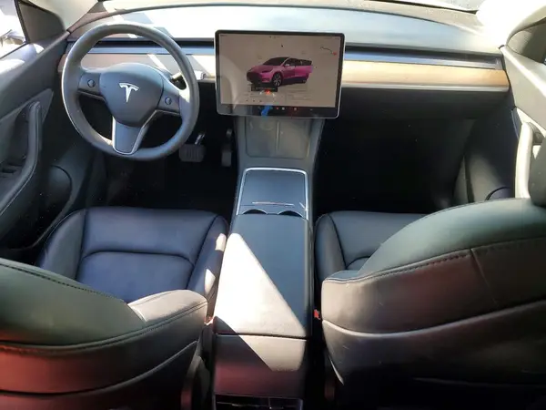 7SAYGDEE3NF463899 2022 TESLA MODEL Y - Image 8