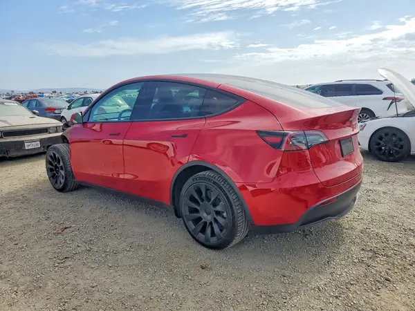 7SAYGDEE3NF464647 2022 TESLA MODEL Y - Image 2