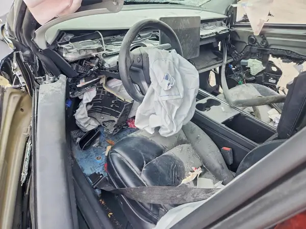 7SAYGDEE3NF480489 2022 TESLA MODEL Y - Image 8