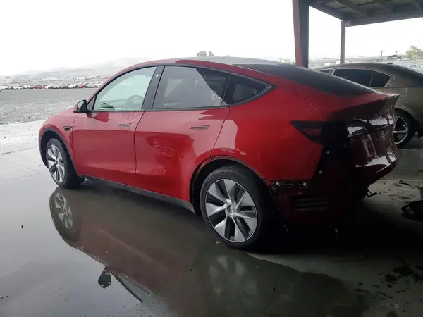 7SAYGDEE3NF497941 2022 TESLA MODEL Y - Image 2