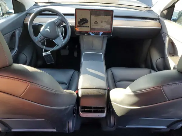 7SAYGDEE3NF507433 2022 TESLA MODEL Y - Image 8