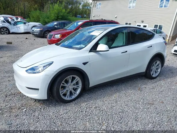 7SAYGDEE3NF513362 2022 TESLA MODEL Y - Image 2