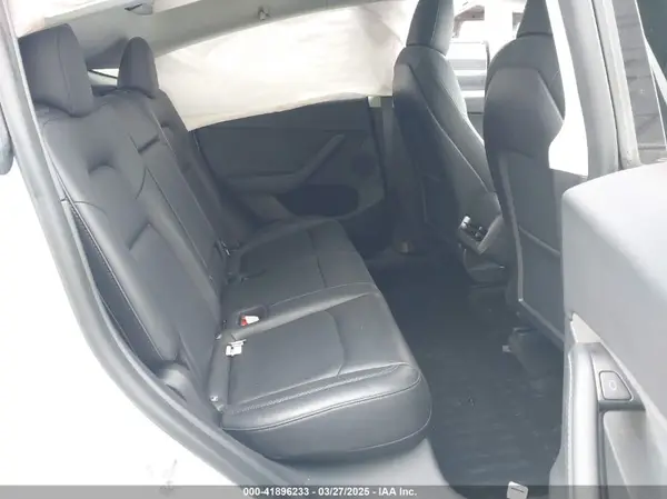 7SAYGDEE3NF518061 2022 TESLA MODEL Y - Image 8