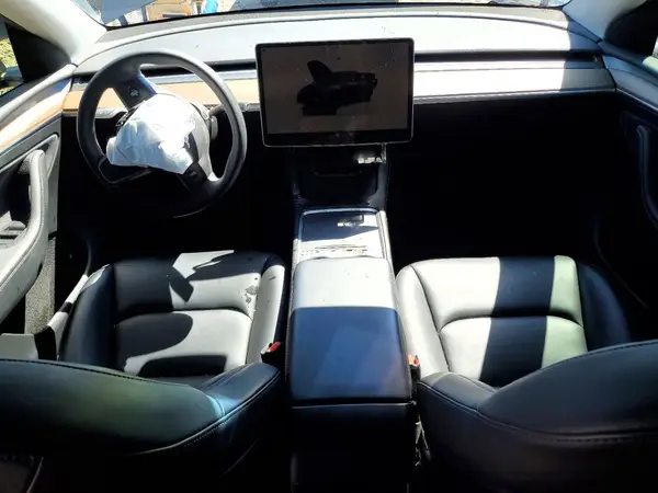 7SAYGDEE3NF519887 2022 TESLA MODEL Y - Image 8