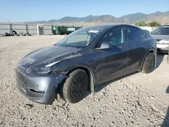 7SAYGDEE3NF543705 2022 TESLA MODEL Y