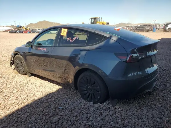 7SAYGDEE3NF543705 2022 TESLA MODEL Y - Image 2