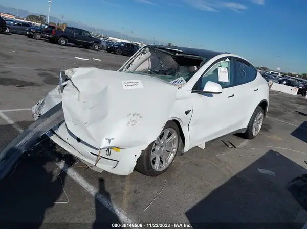 7SAYGDEE3NF554851 2022 TESLA MODEL Y - Image 2