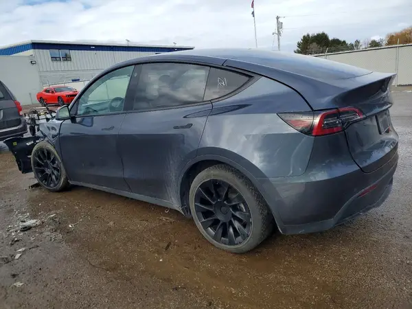 7SAYGDEE3NF563081 2022 TESLA MODEL Y - Image 2