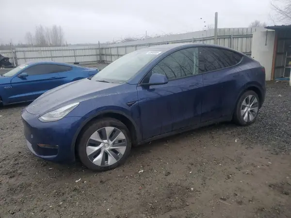 7SAYGDEE3NF575070 2022 TESLA MODEL Y - Image 1