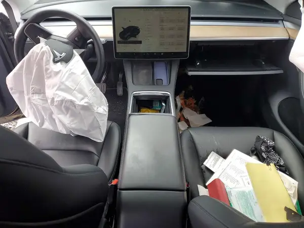 7SAYGDEE3PA032544 2023 TESLA MODEL Y - Image 8
