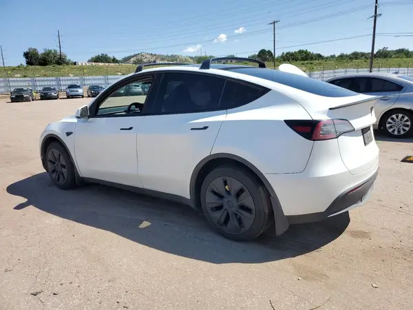 7SAYGDEE3PA034696 2023 TESLA MODEL Y - Image 2