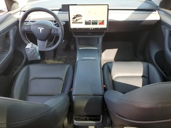 7SAYGDEE3PA034696 2023 TESLA MODEL Y - Image 8