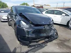 7SAYGDEE3PA035251 2023 TESLA MODEL Y