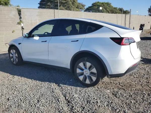 7SAYGDEE3PA036898 2023 TESLA MODEL Y - Image 2